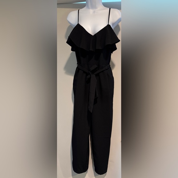 B9. Banana Republic black ruffle bodice spaghetti strap fabric tie belt jumpsuit - Picture 1 of 7